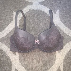 👙Victoria’s Secret body by victoria Demi 32DD